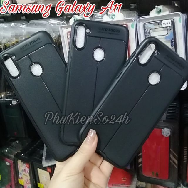 Ốp lưng samsung A11 chính hãng auto focus chống sốc ( đen )