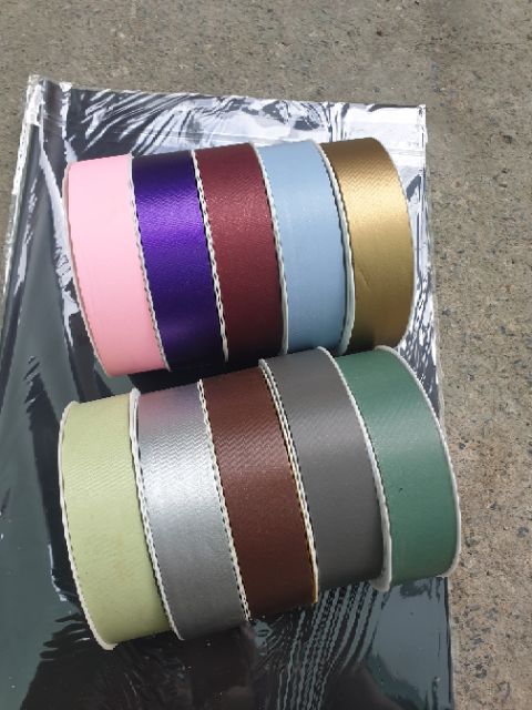 Ruy băng Thái  trang trí