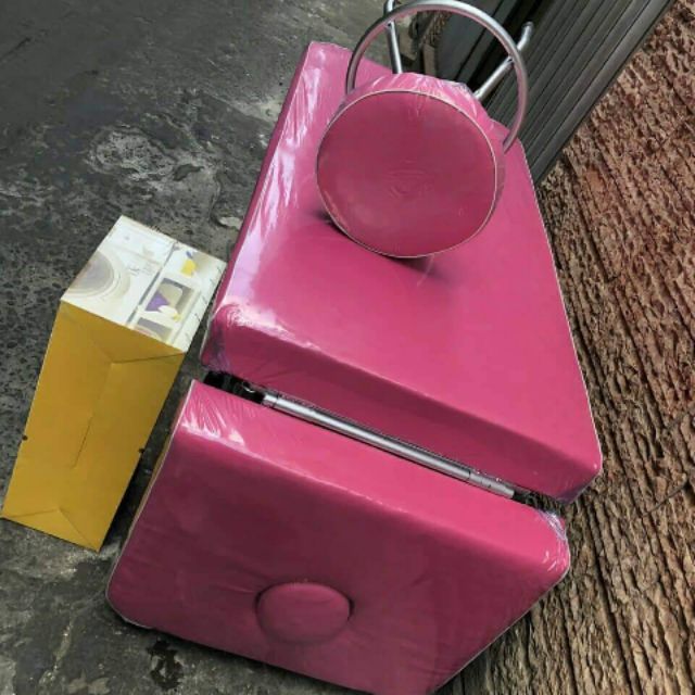 Giường nối mi