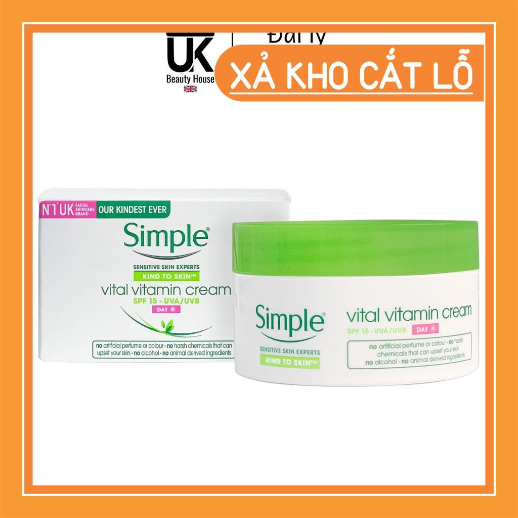 Kem dưỡng ban ngày Simple Kind To Skin Vital Vitamin Day Cream SPF15 50ml