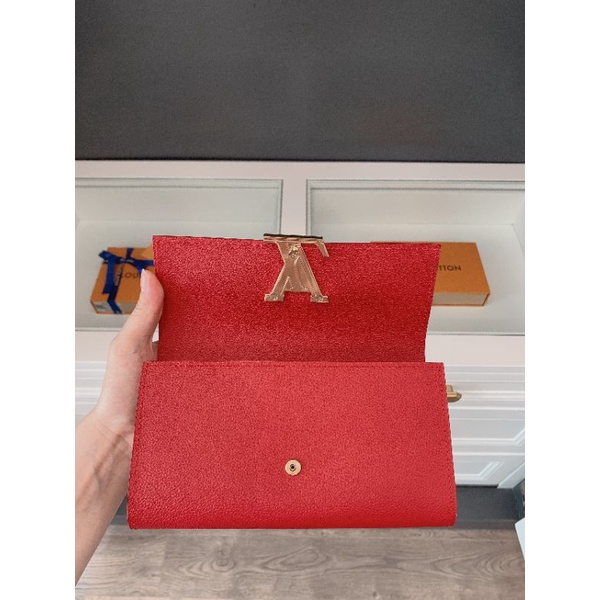 Ví cầm tay capu lv