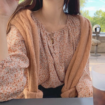 Áo Sơ Mi Chiffon Tay Dài Cổ Tròn Dáng Rộng In Hoa Nhỏ Kiểu Hàn Quốc Hàng Mới Dành Cho Bạn Nữ