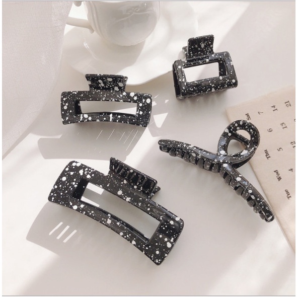 Kẹp tóc cỡ lớn họa tiết vỏ trứng xinh xắn phong cách Hàn Quốc KT26