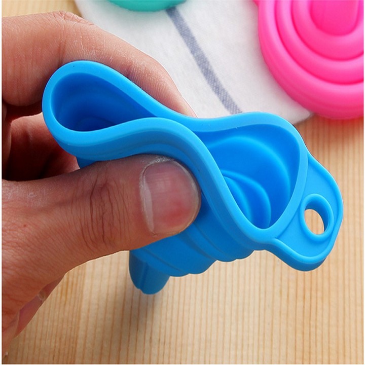 Phễu silicone dạng gấp gọn đa năng tiện lợi 1244 SHOP BUÔN 88