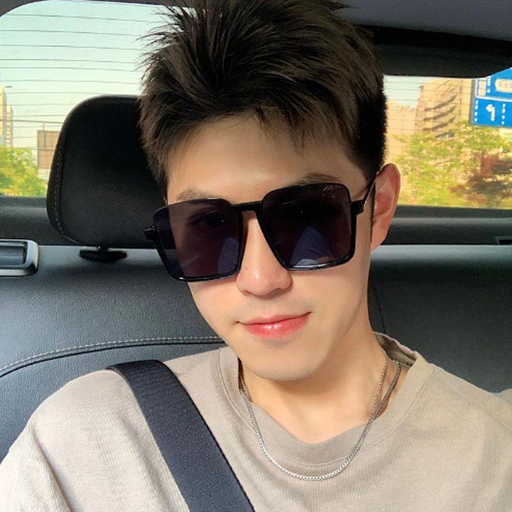 Kính Mát Gọng Vuông Chống Tia UV400 Phong Cách Vintage