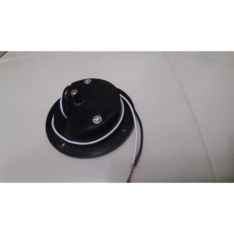 Moto giúp xoay trái châu