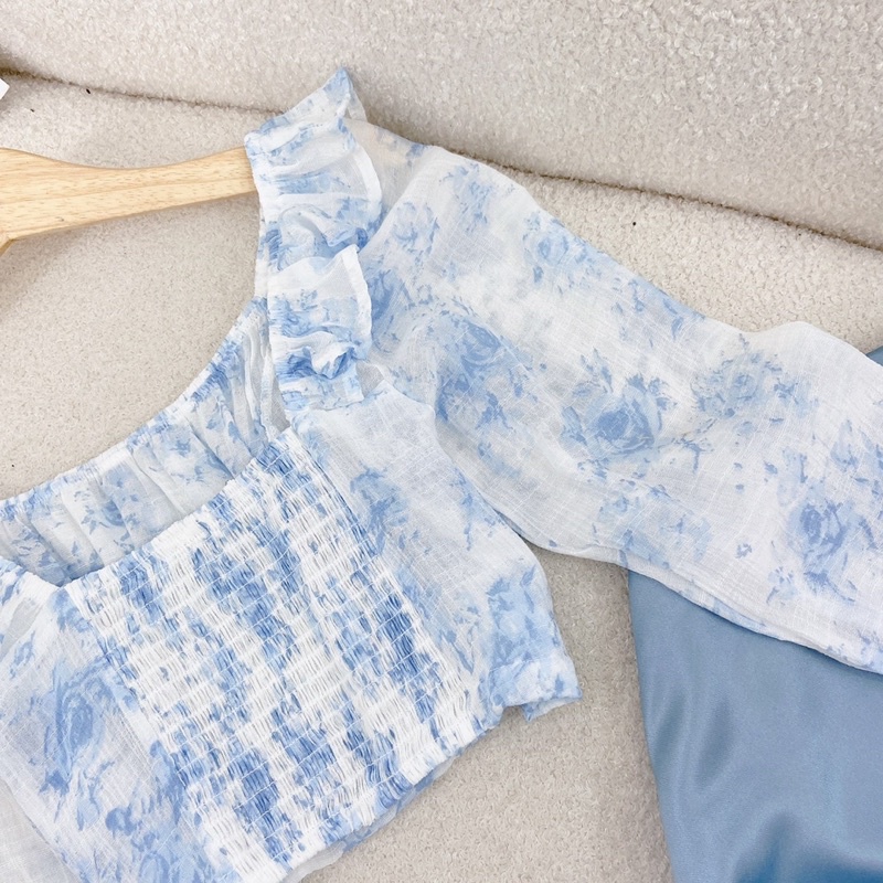 SET ÁO HOA CROPTOP XANH BÈO LƯNG CHUN + CHÂN VÁY XANH RÚT BÊN