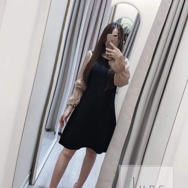 Váy đen pha tay trắng