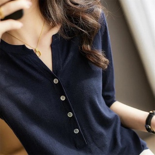 Short-sleeved women, middle-sleeved knitted top, new style knitted short-sleeved shirt