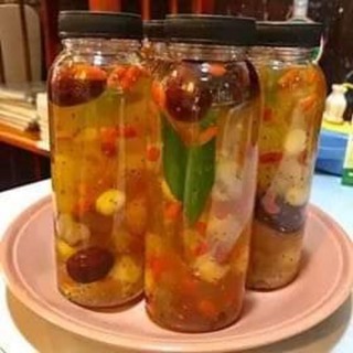 Chè dưỡng nhan Tuyết Yến chai 330ml