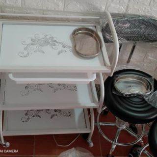 Kệ đẩy spa