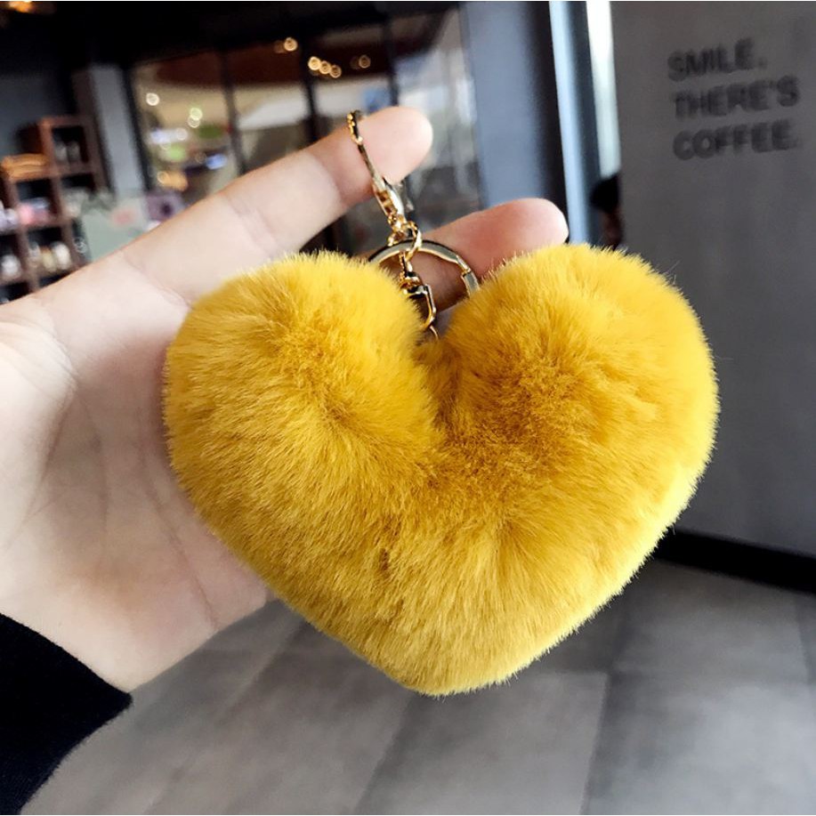 Móc khóa cục bông trái tim trơn