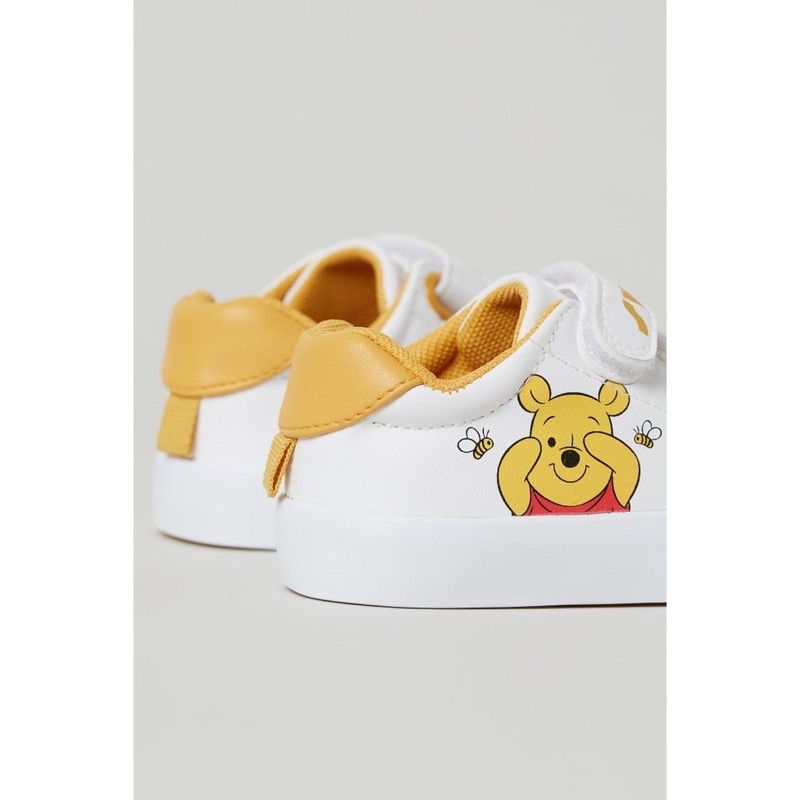 Giày quai dán Pooh H&M sz 18-24
