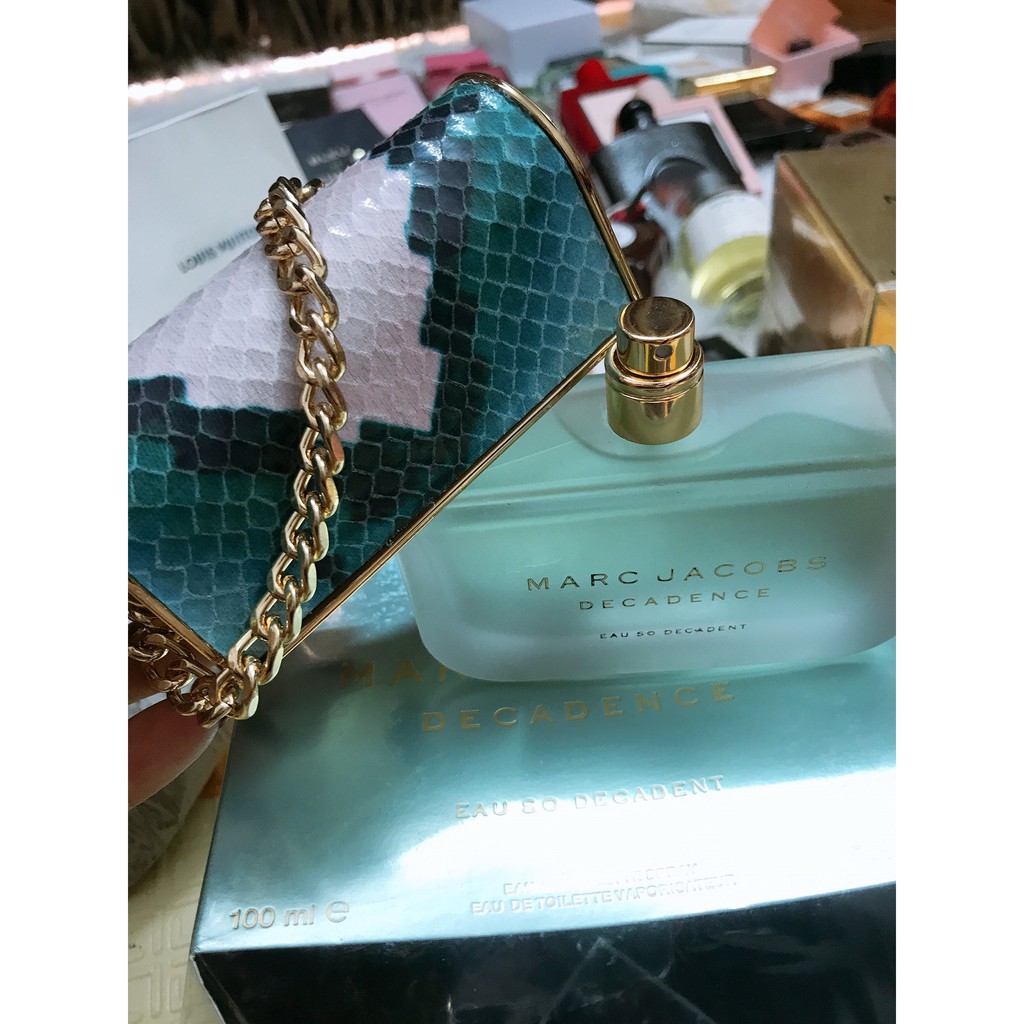 Nước Hoa Marc Jacobs Decadence Eau So Decadent ví xanh nhạt