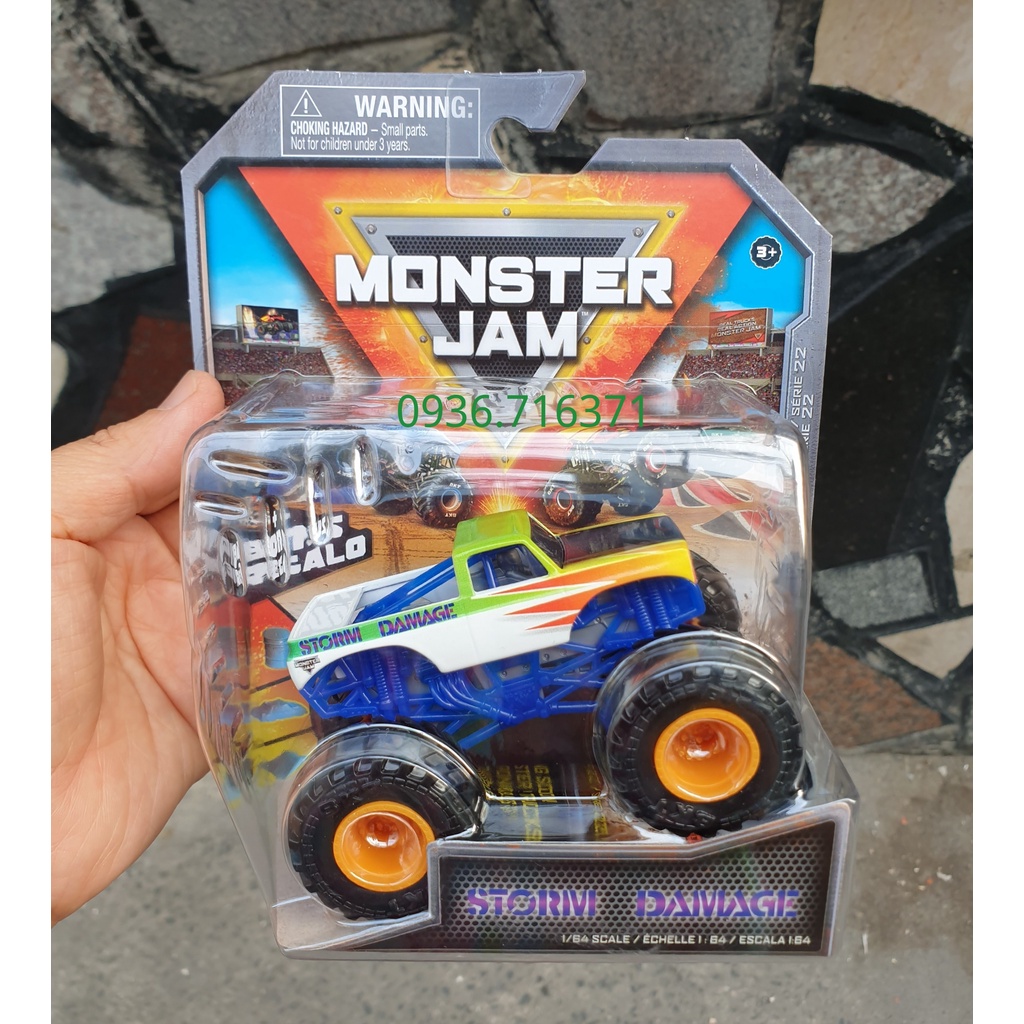 Hộp đồ chơi xe Monster Jam hàng Spin Master