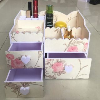 Kệ mỹ phẩm 7 ngăn