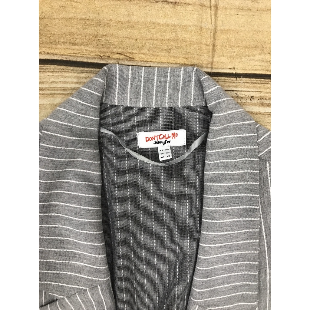 Áo Khoác Vest Blazer Sọc DON'T CALL ME JENNYFER Thời Trang- Cá Tính- Chuẩn Đẹp (Đen/ Xám) | BigBuy360 - bigbuy360.vn