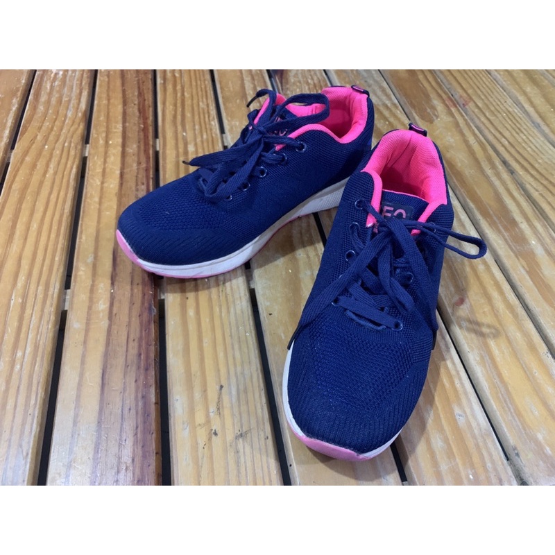 Thanh lý giày thể thao nữ size 38, màu xanh dương phối hồng
