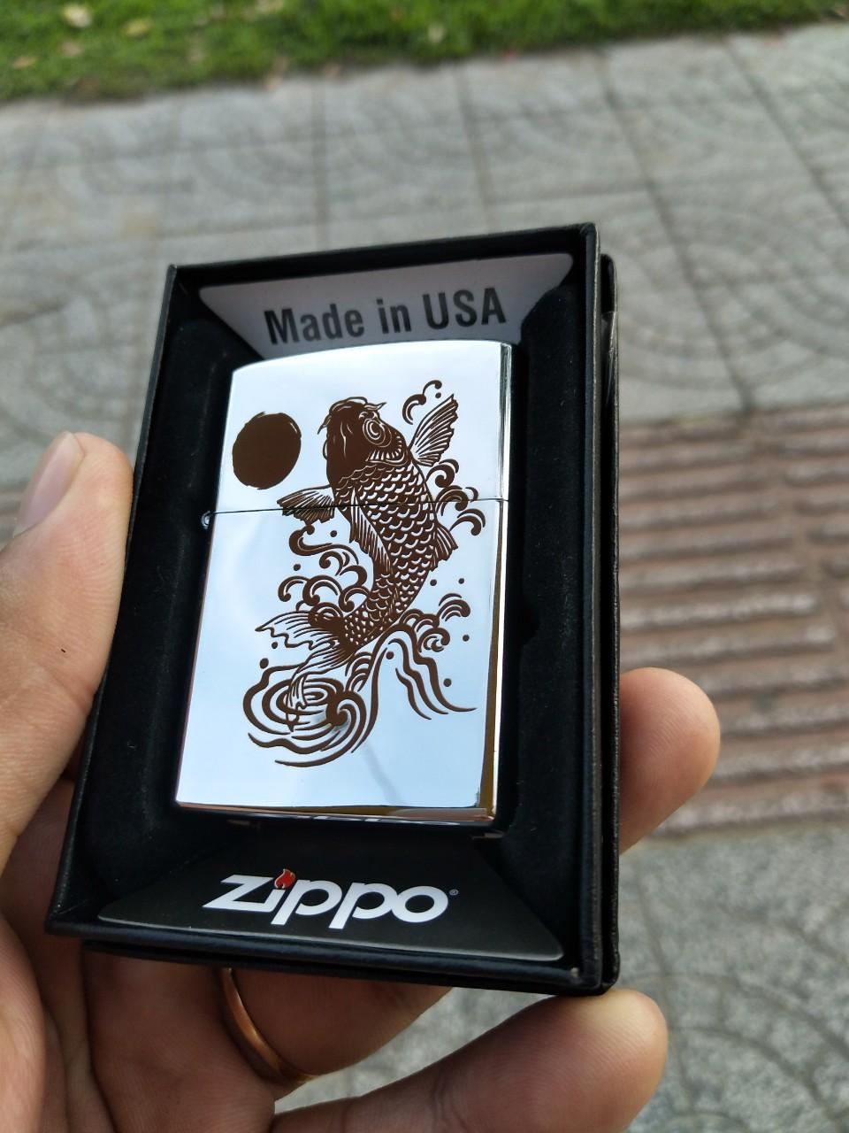 Vỏ Zippo Khắc Laze Cá Chép Vượt Vũ Môn