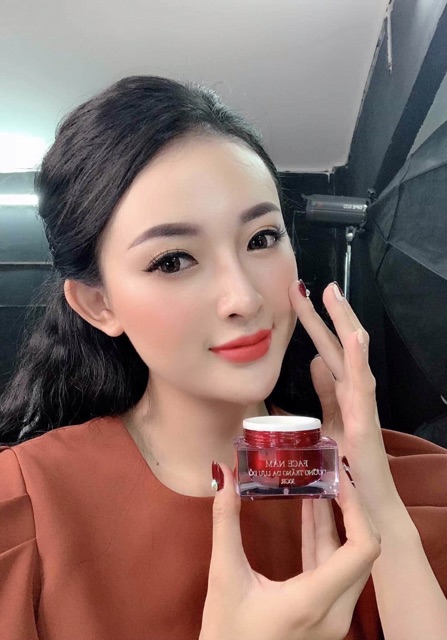 COMBO DƯỠNG DA ESSESCE KEM NÁM LỰU ĐỎ D SKIN | BigBuy360 - bigbuy360.vn