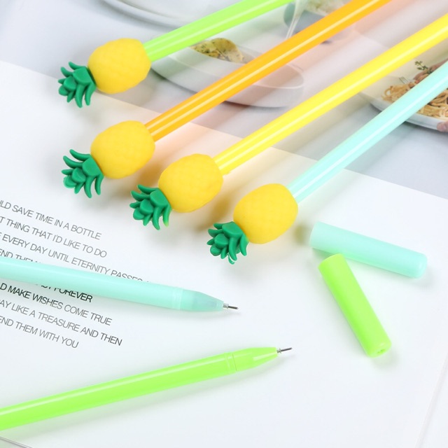 Bút bi nước quả dứa