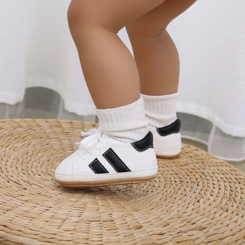 Giày Tập Đi Unisex Cho Bé Size Nhí 0-18m