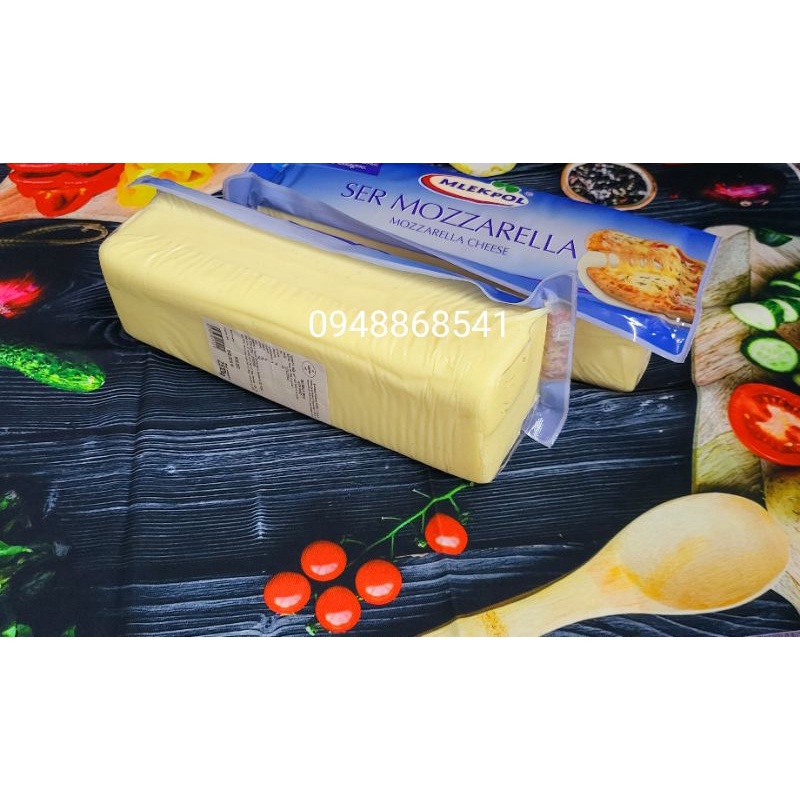 Phomai Mozzarella Ba Lan Mlekpol nguyên khối 2.5kg