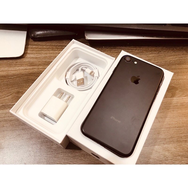 [ SALE ] điện thoại iphone 7 32/128Gb, Chính hãng, nguyên zin, Bảo hành 12 tháng