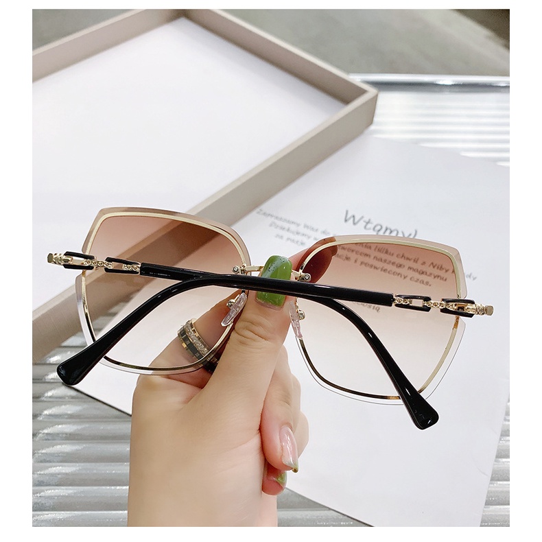 Kính Mát Thời Trang Cho Nam Nữ 2022