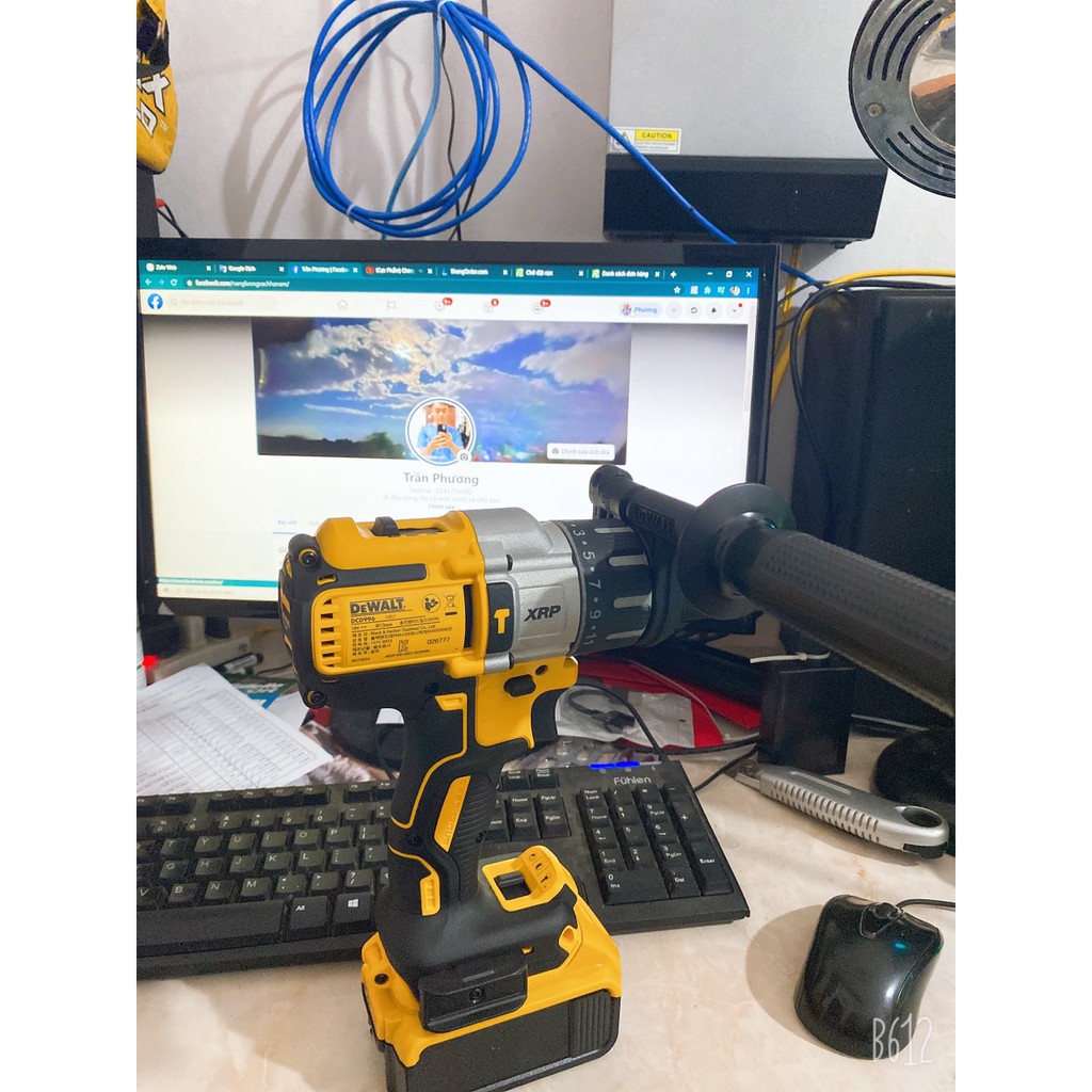 Body Máy khoan 18V DeWALT DCD996 (chính hãng)