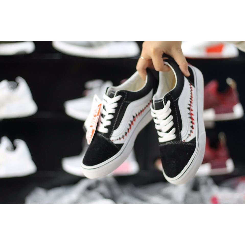 sneaker vải cá mập đen | BigBuy360 - bigbuy360.vn