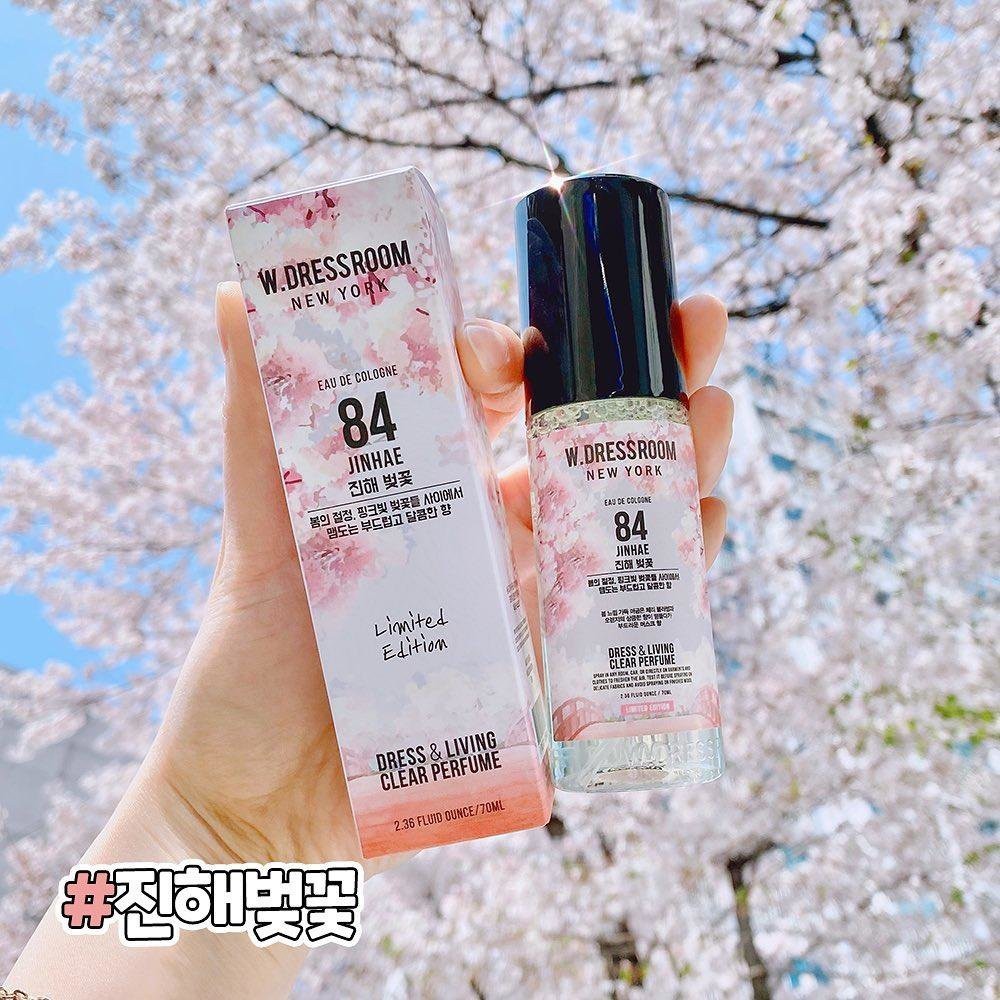 Nước hoa xịt thơm quần áo W.Dressroom mùi 97,49 mùa đông lạnh, hoa anh đào - NiNiShop