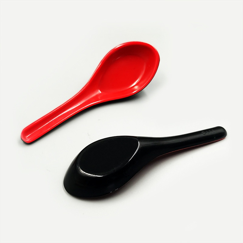 Muỗng Múc Mì Hai Màu Đỏ Và Đen Dành Cho Nhà Bếp
