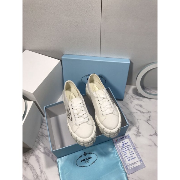 Giày Prada platform phiên bản giới hạn cao nhất