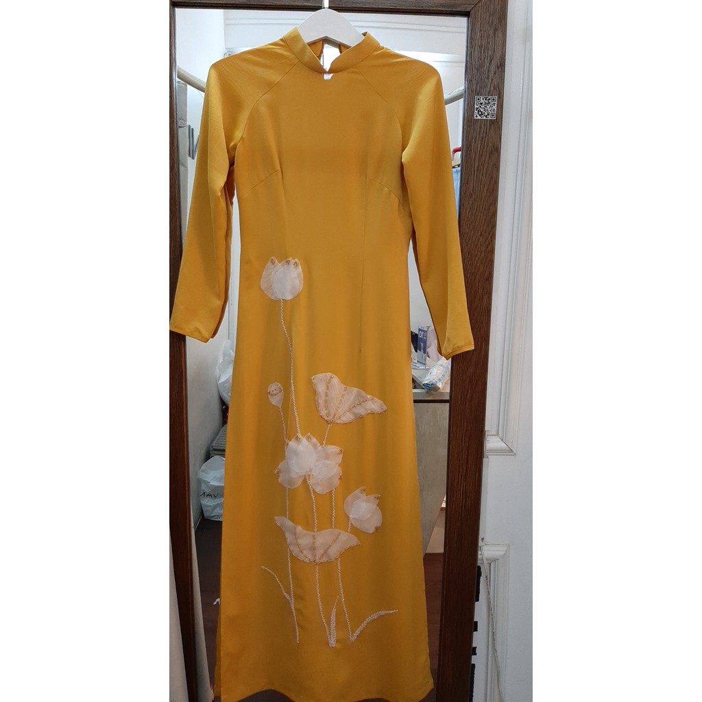Áo dài kết cườm hoa sen VANIA