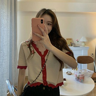 Áo cổ tim viền đỏ len mongtoghi