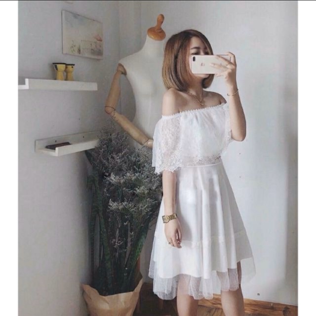 Đầm trăng tiểu thư (lựa live)
