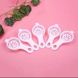 DỤNG CỤ TÁCH LÒNG ĐỎ TRỨNG