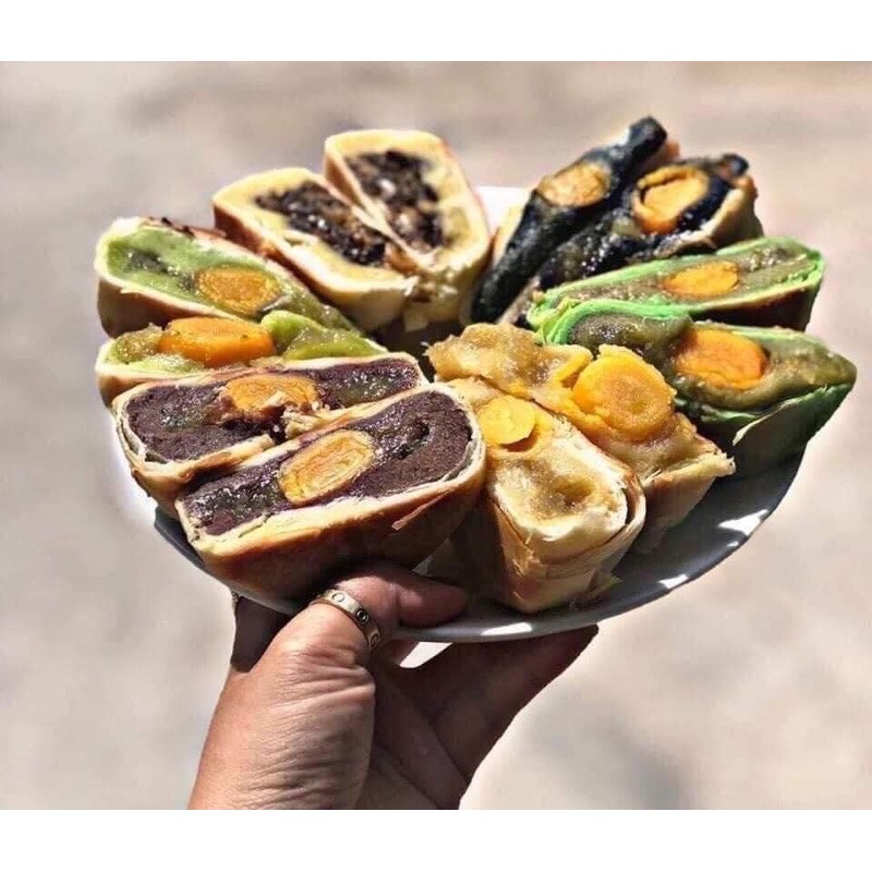 BÁNH PÍA BÁCH VỊ 06 MÙI_TÂN HUÊ VIÊN