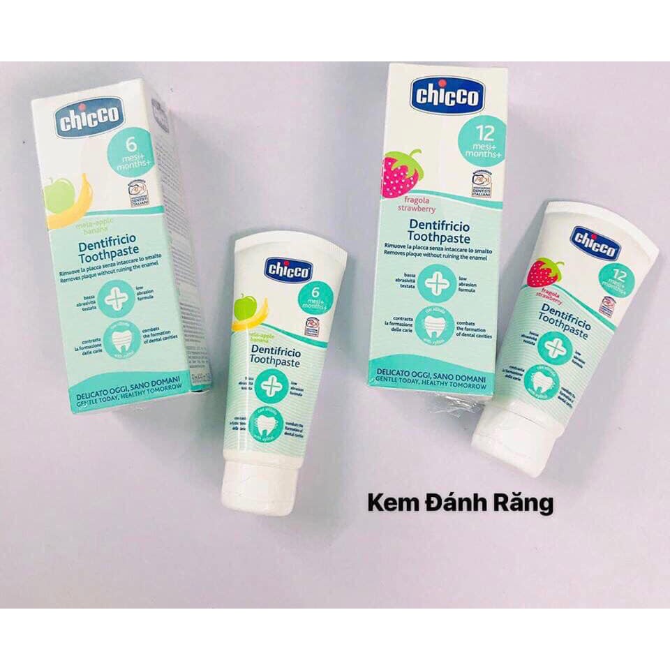 Kem đánh răng hương dâu/ hương chuối táo Chicco cho bé 50ml