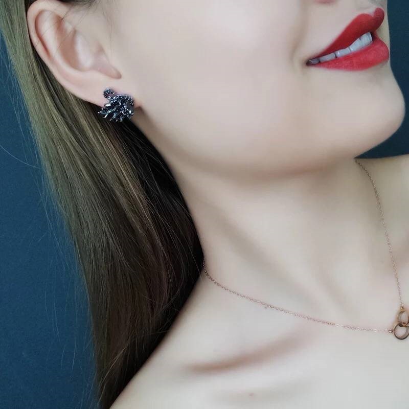 Đôi Khuyên Tai Hình Thiên Nga Phong Cách Hàn Quốc Thời Trang Cho Nữ