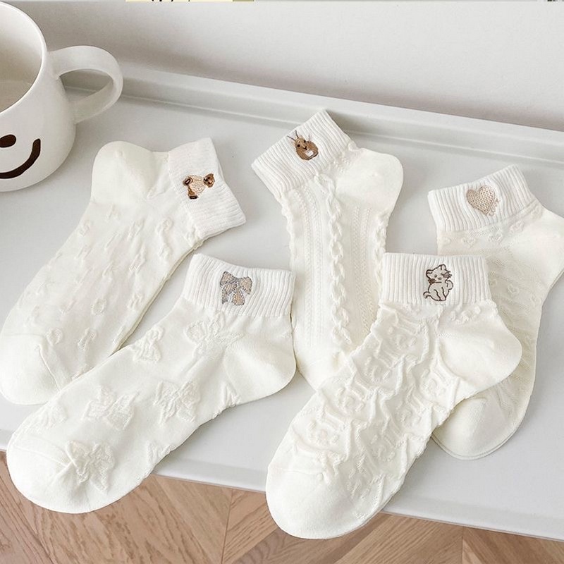 Tất vớ nữ cotton cổ thấp hình gấu dễ thương co giãn 4 chiều thấm hút mồ hôi
