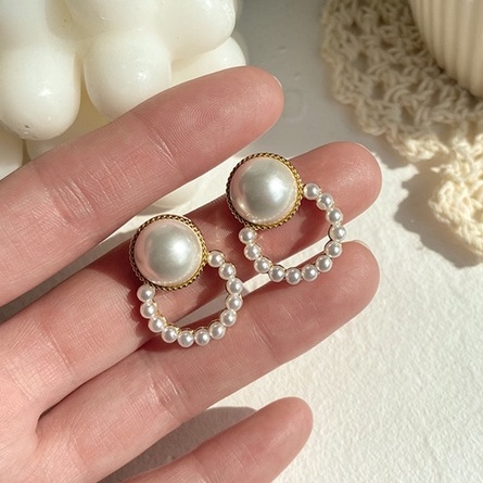 Khuyên tai kẹp không bấm lỗ chốt cố định K044 bằng hợp kim mạ vàng hình tròn đính hạt trai bigsize dáng midi Leous