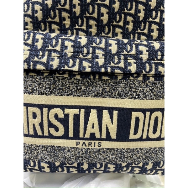 BALA CHTISYIAN DIOR Cặp dior xinh ảnh chi tiết siêu nét sc 1:1