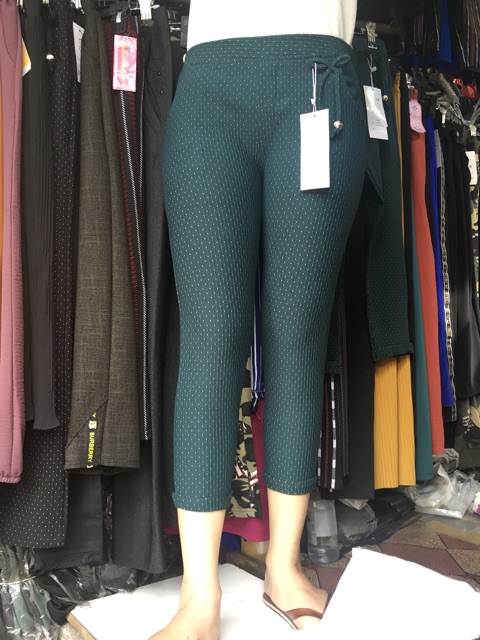 Quần cotton chấm bi 9 tấc