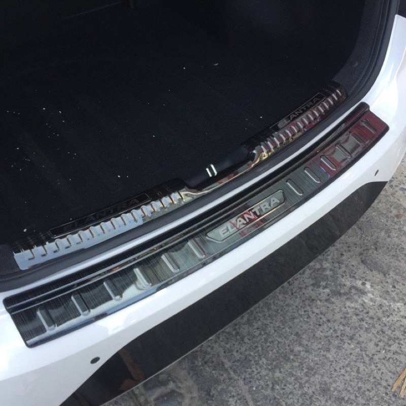 Ốp chống trầy cốp Elantra 2015 - 2021 Titan cao cấp