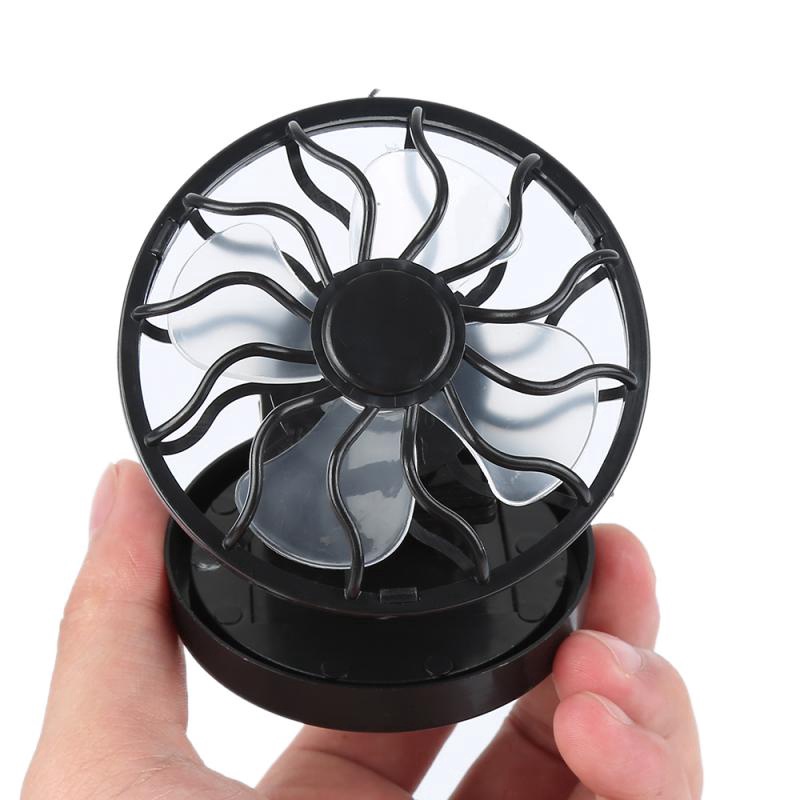Quạt Mini Có Kẹp Sử Dụng Năng Lượng Mặt Trời Tiện Dụng
