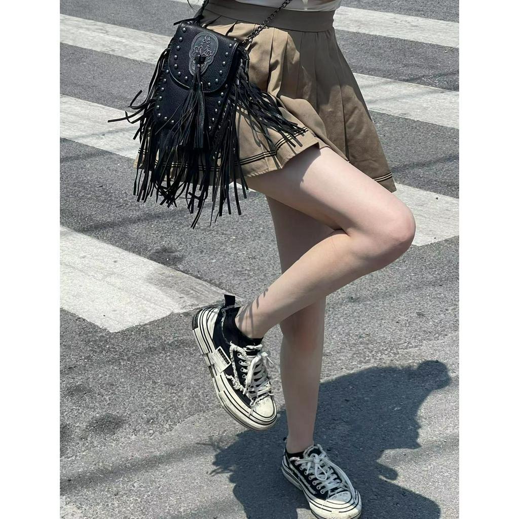 AlphaZ Túi Đeo Vai Da PU Mỏng Đính Đinh Tán Phong Cách Âu Mỹ Cổ Điển Thời Trang Cho Nữ