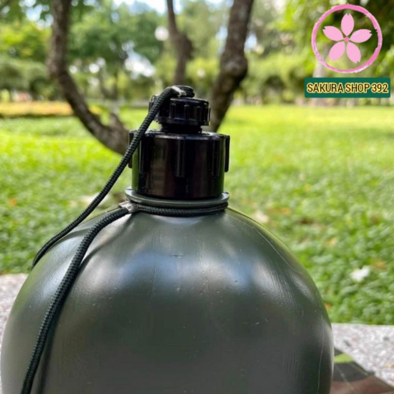 BÌNH ĐỰNG NƯỚC Bi Đông UAE - Bình Tông 1L quân đội UAE kèm túi vải