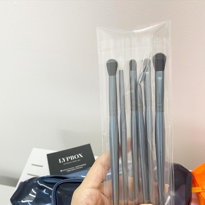 AUTH - SALE OFF SET CỌ MORPHE BRING THE BEAT